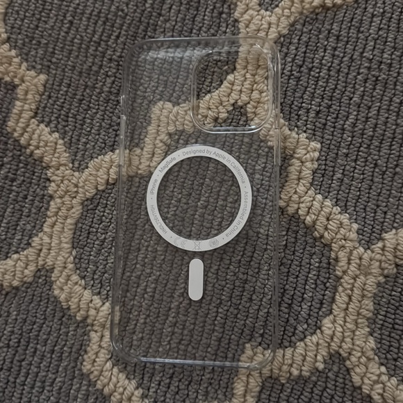 Apple case - Picture 2 of 2